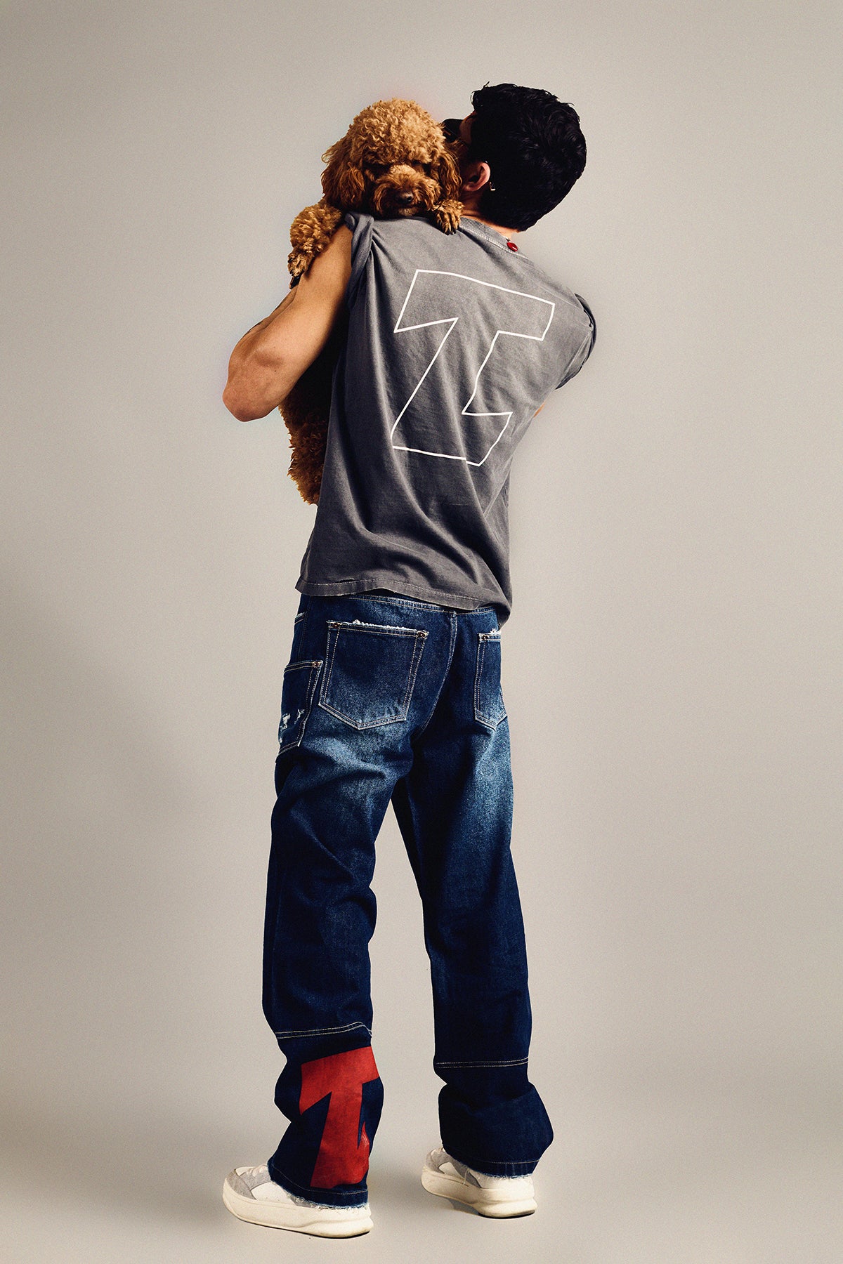 🔥 Track 03: Untouchable Vintage Tee