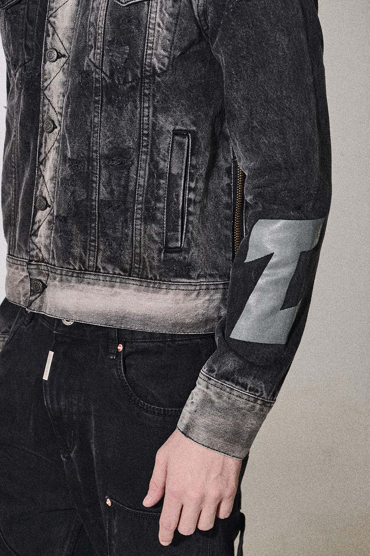 THE WRECKAGE TRUCKER JACKET