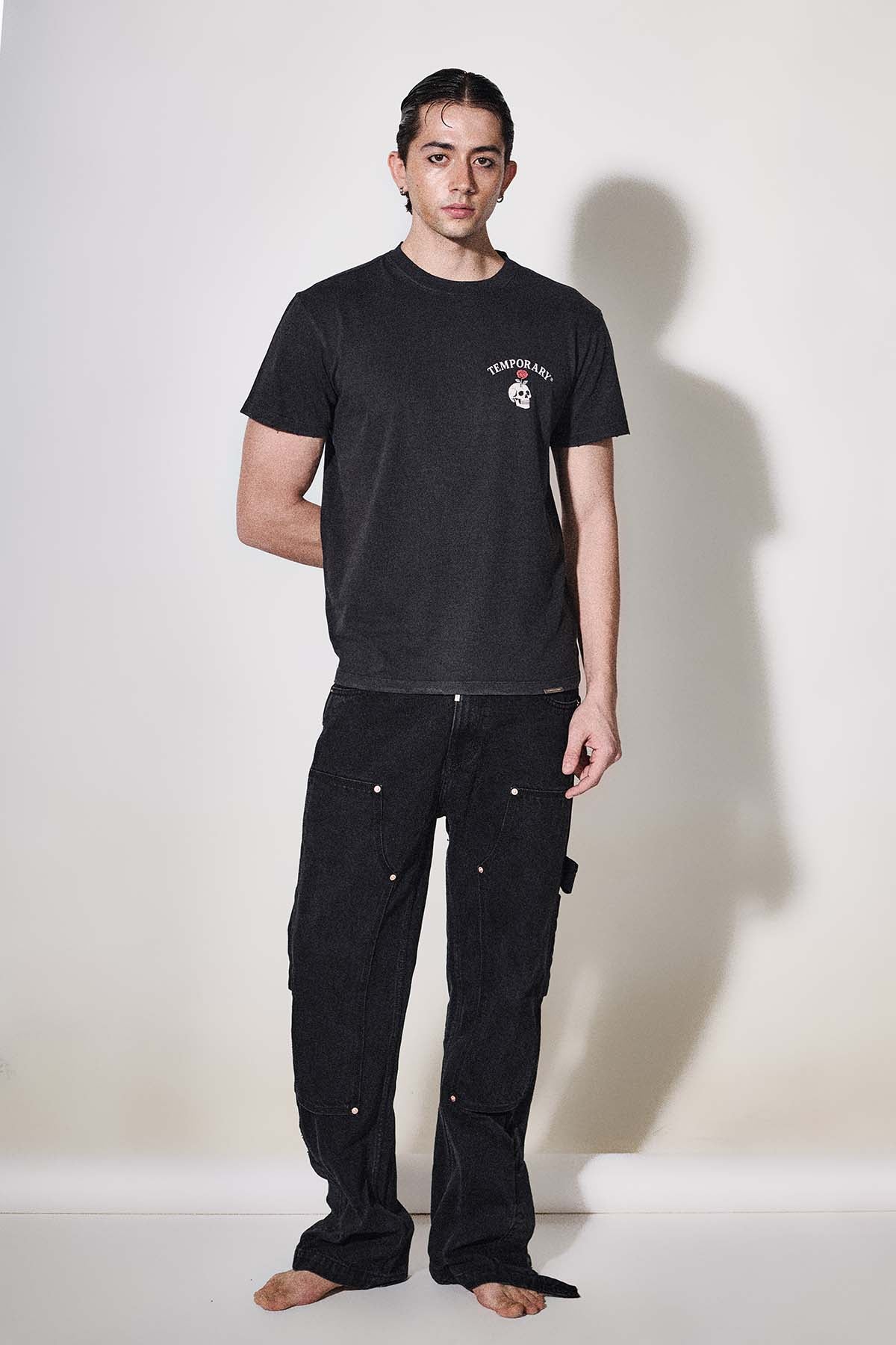 ROSEBONE TEE - WASHED CHARCOAL.